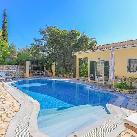 Villa Natasha Katávolos 외부 사진