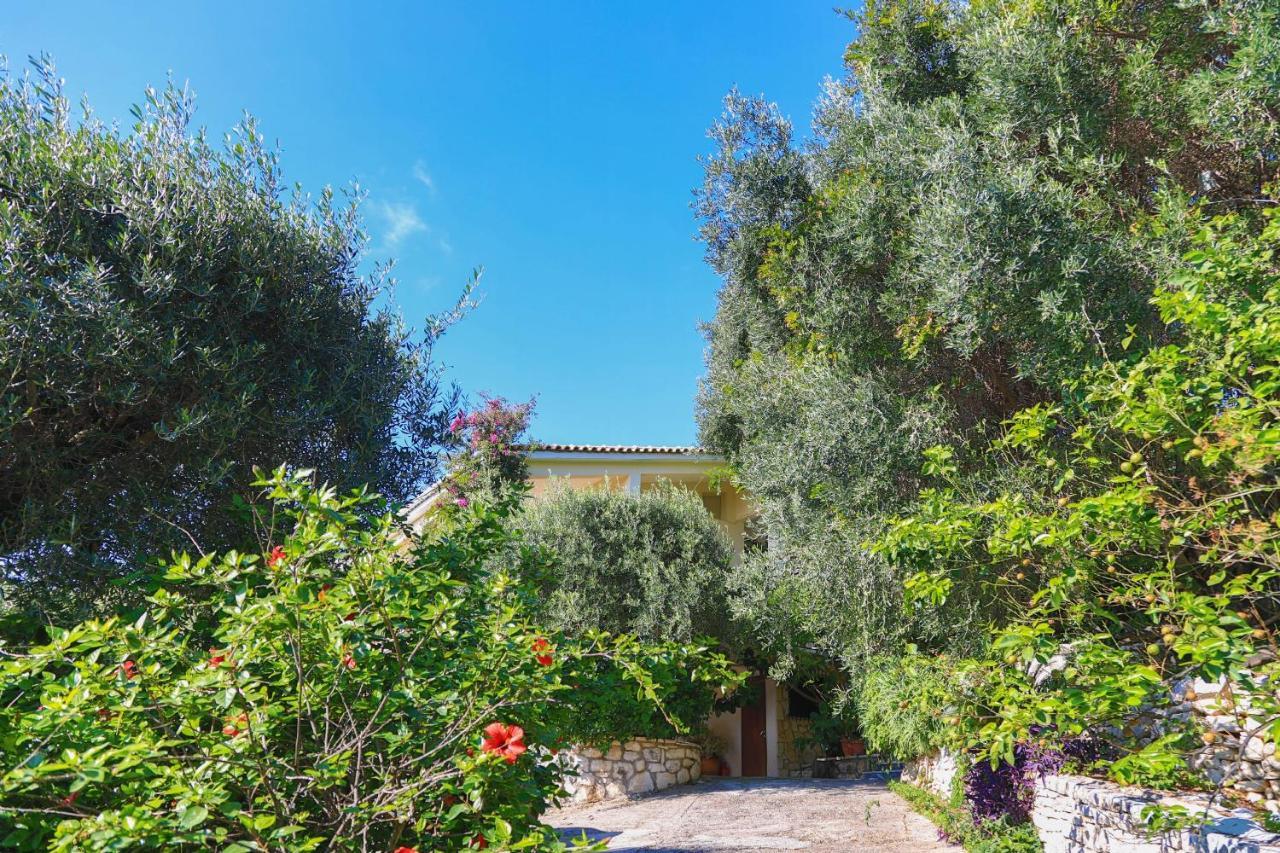 Villa Natasha Katávolos 외부 사진