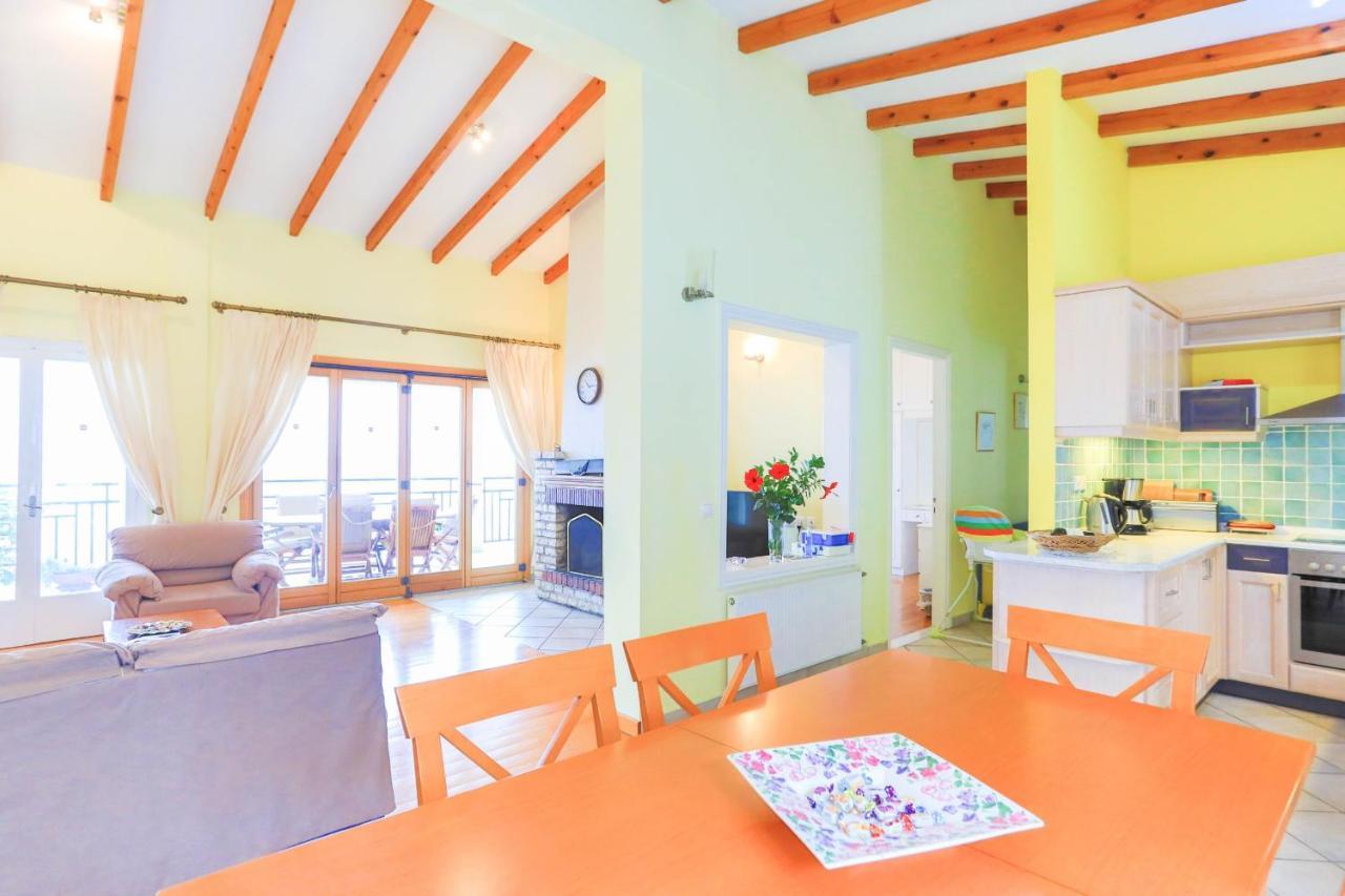 Villa Natasha Katávolos 외부 사진